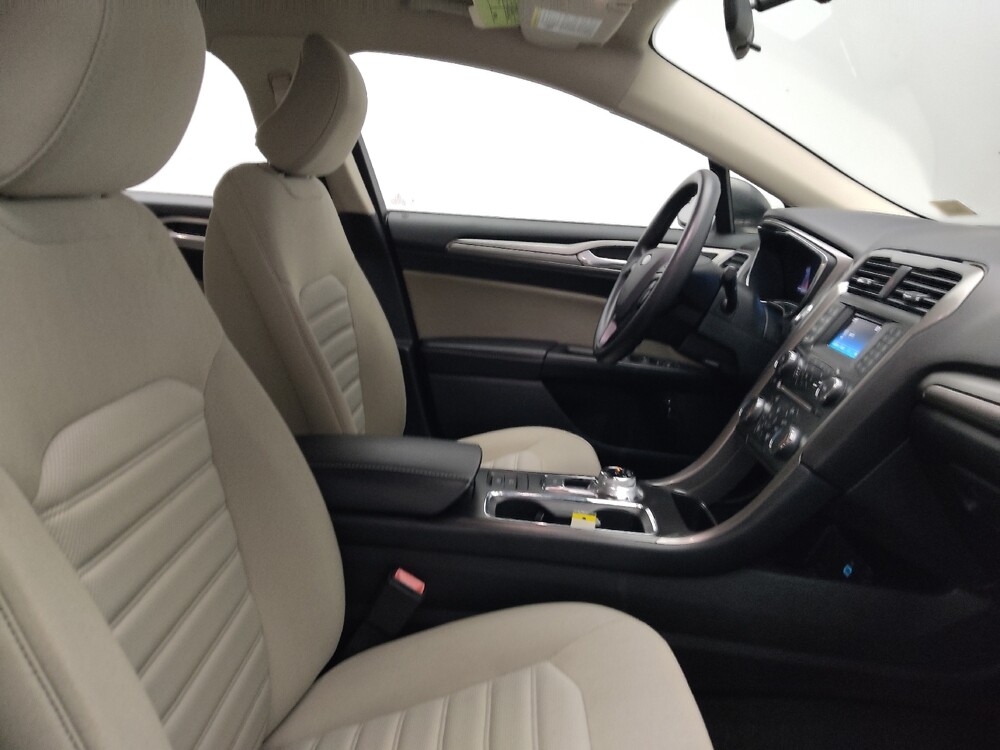 2018 Ford Fusion in Morrow, GA 30260 - 18093713 21