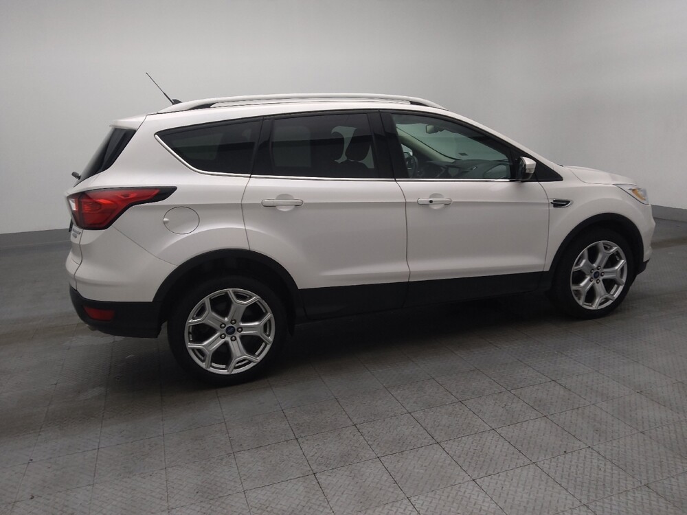 2019 Ford Escape in Jacksonville, FL 32210 - 18093716 10
