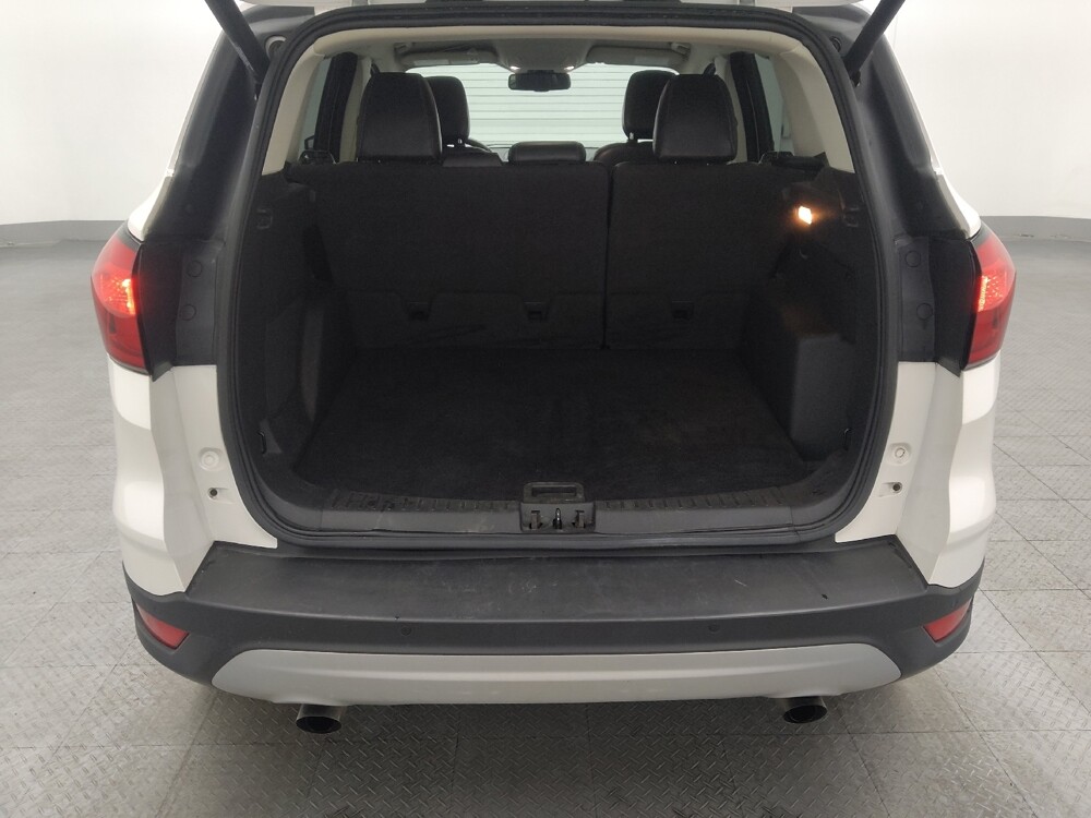 2019 Ford Escape in Jacksonville, FL 32210 - 18093716 29