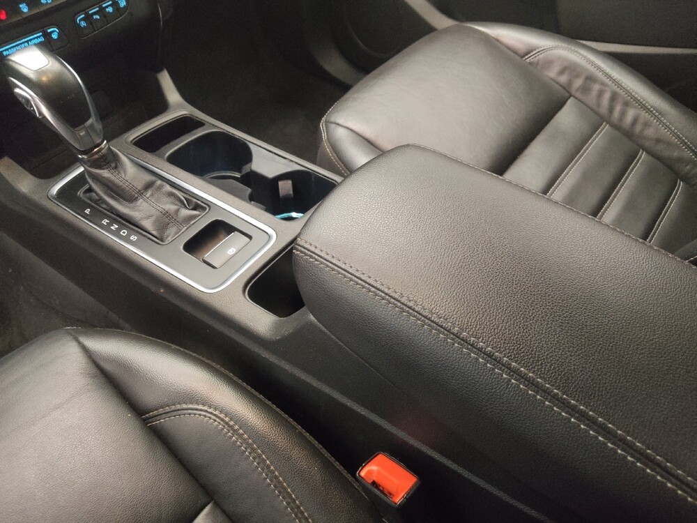 2019 Ford Escape in Jacksonville, FL 32210 - 18093716 26