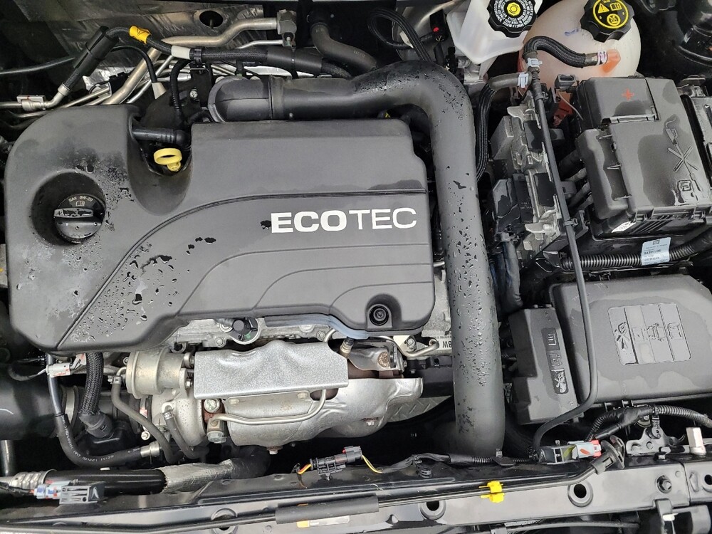 2022 Chevrolet Equinox in Greensboro, NC 27407 - 18093720 30