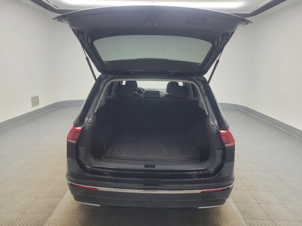 2018 Volkswagen Tiguan in Ft Wayne, IN 46805 - 18093722 29