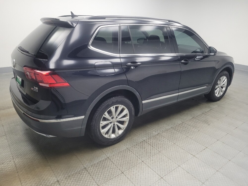 2018 Volkswagen Tiguan in Ft Wayne, IN 46805 - 18093722 10