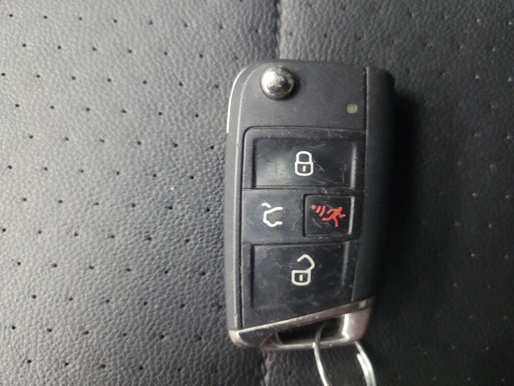 2018 Volkswagen Tiguan in Ft Wayne, IN 46805 - 18093722 32