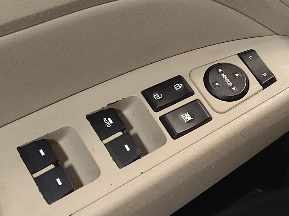 2018 Hyundai Elantra in Columbus, GA 31909 - 18093724 27