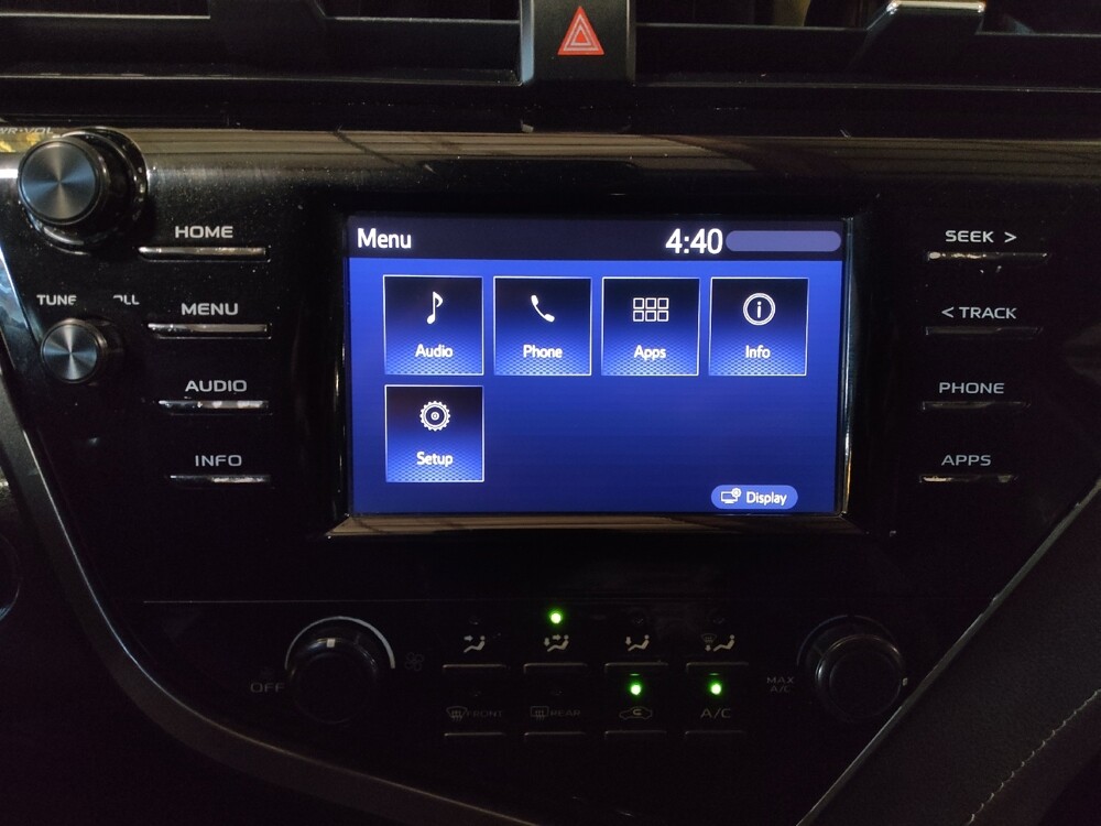 2018 Toyota Camry in Gainesville, FL 32609 - 18093728 25