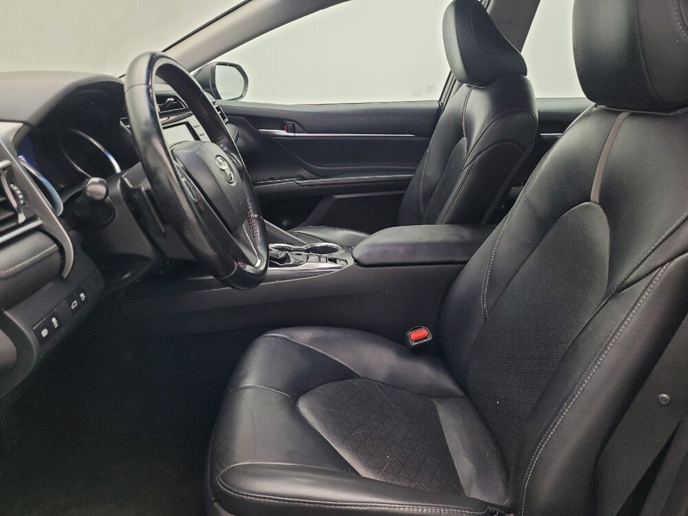 2018 Toyota Camry in Gainesville, FL 32609 - 18093728 17