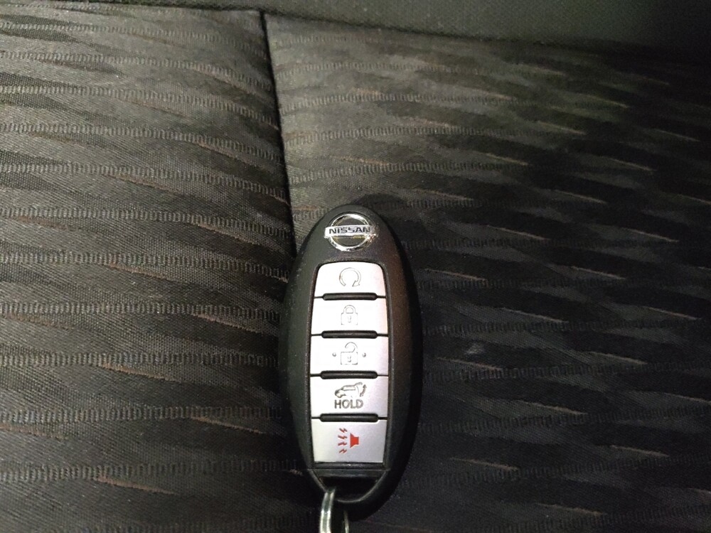 2018 Nissan Rogue in Clearwater, FL 33764 - 18093737 32