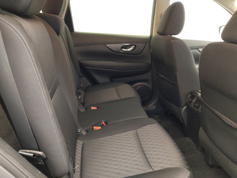 2018 Nissan Rogue in Clearwater, FL 33764 - 18093737 19