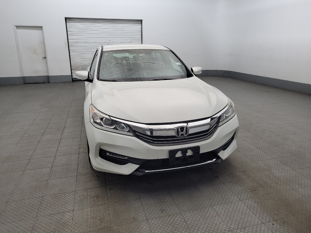 2017 Honda Accord in Glen Burnie, MD 21061 - 18093740 14