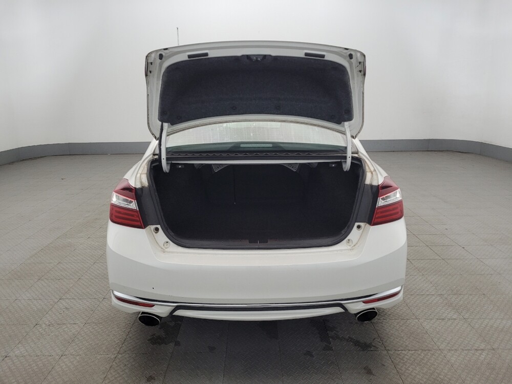 2017 Honda Accord in Glen Burnie, MD 21061 - 18093740 29