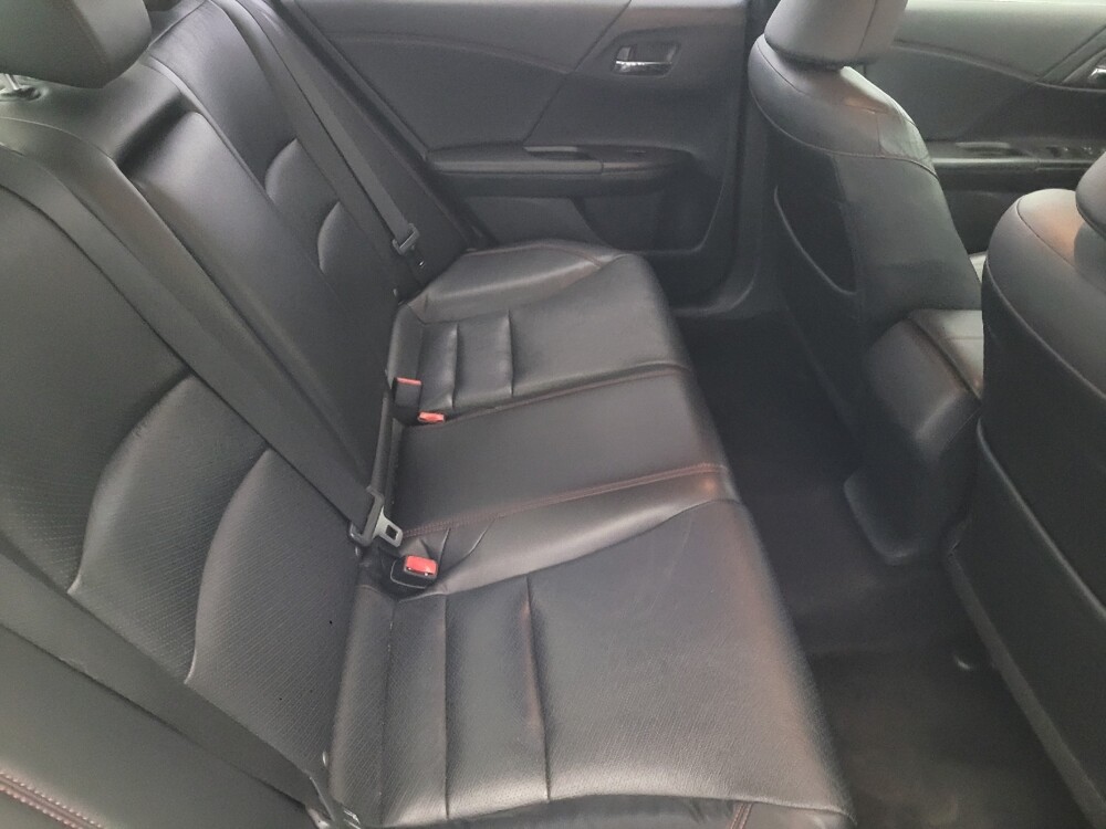 2017 Honda Accord in Glen Burnie, MD 21061 - 18093740 19