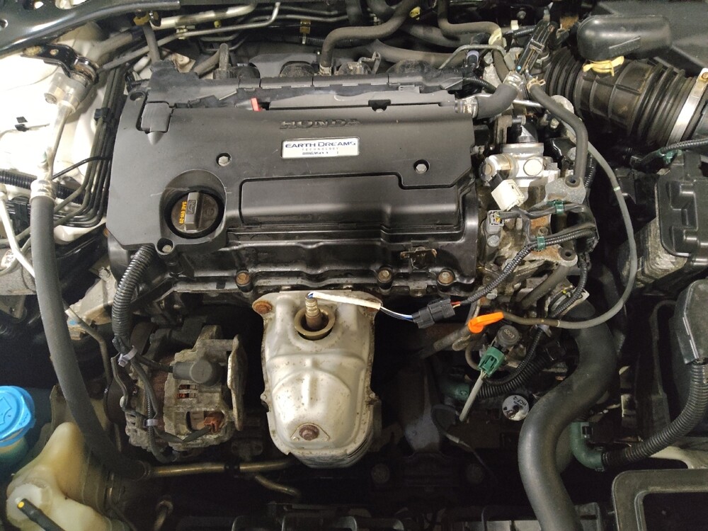 2017 Honda Accord in Glen Burnie, MD 21061 - 18093740 30