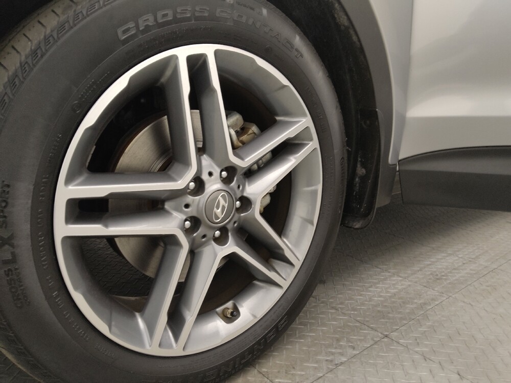 2017 Hyundai Santa Fe in Lauderdale Lakes, FL 33313 - 18093742 31