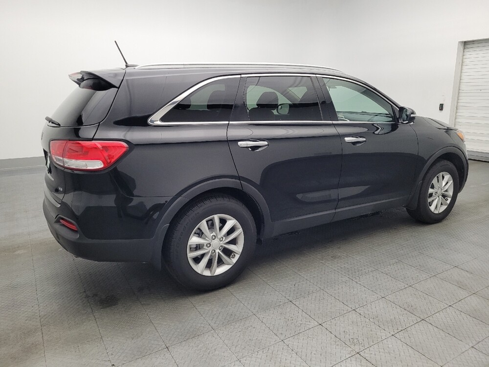 2016 Kia Sorento in Lauderdale Lakes, FL 33313 - 18093745 10