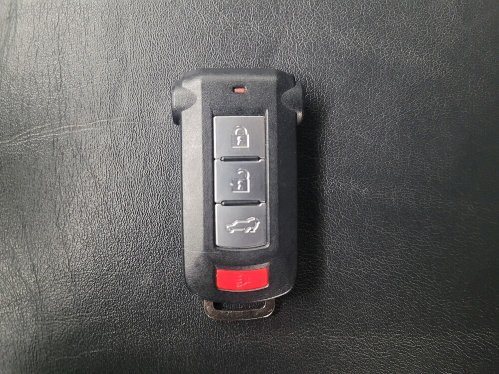 2018 Mitsubishi Outlander in Huntsville, AL 35816 - 18093757 32