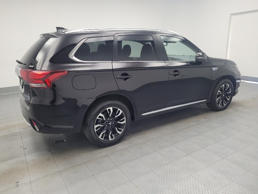 2018 Mitsubishi Outlander in Huntsville, AL 35816 - 18093757 10