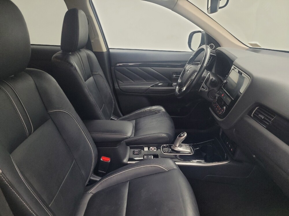 2018 Mitsubishi Outlander in Huntsville, AL 35816 - 18093757 21