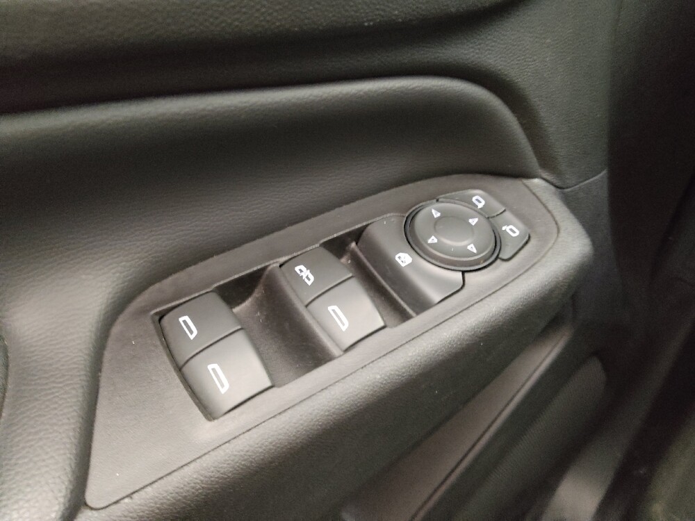 2018 Chevrolet Equinox in Independence, MO 64055 - 18093759 27