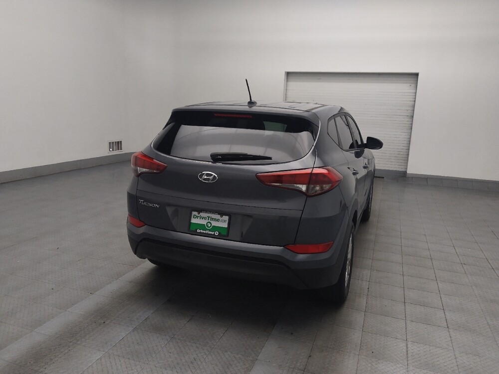 2017 Hyundai Tucson in Marietta, GA 30062 - 18093761 7