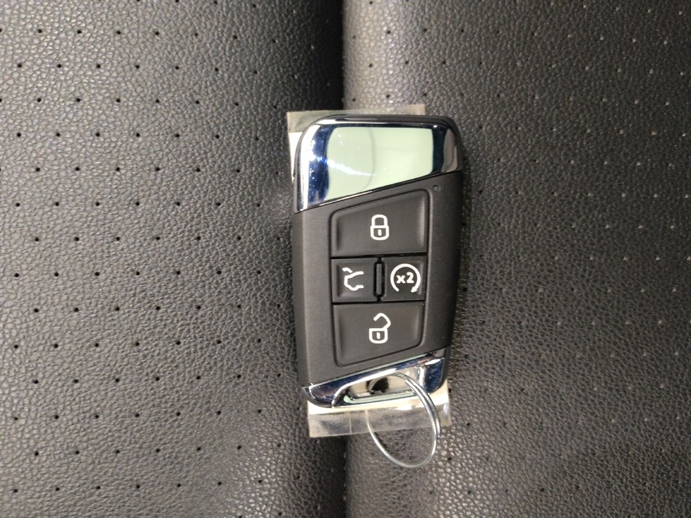 2020 Volkswagen Atlas in Wichita, KS 67207 - 18093763 32