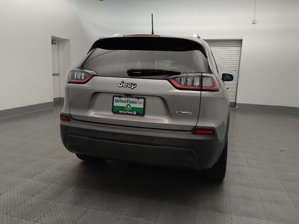 2019 Jeep Cherokee in Glendale, AZ 85301 - 18093784 7