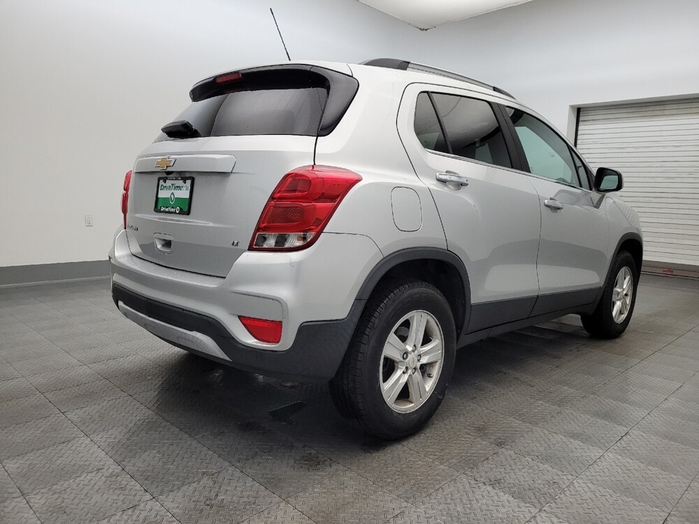 2017 Chevrolet Trax in Glendale, AZ 85301 - 18093787 9
