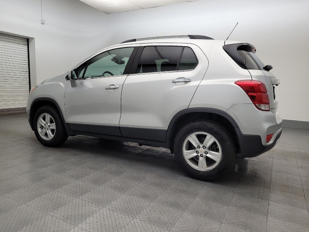 2017 Chevrolet Trax in Glendale, AZ 85301 - 18093787 3