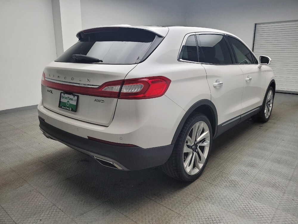 2018 Lincoln MKX in Grand Rapids, MI 49508 - 18093789 9
