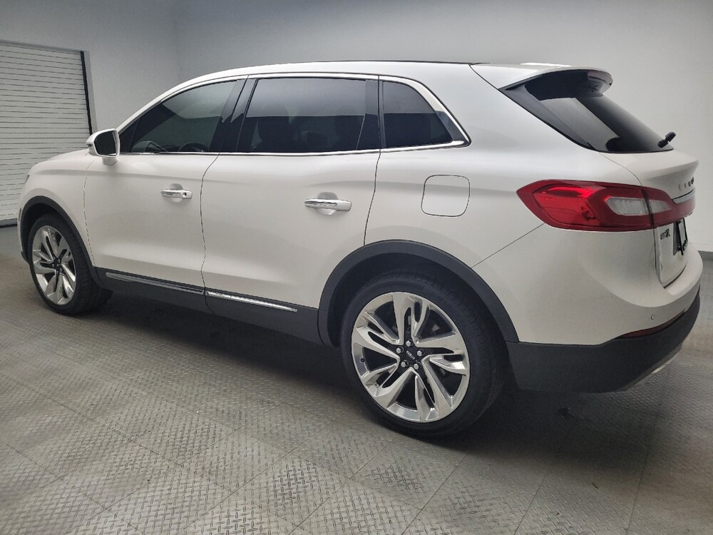 2018 Lincoln MKX in Grand Rapids, MI 49508 - 18093789 3