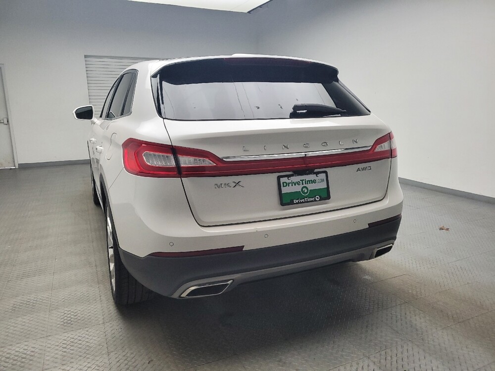 2018 Lincoln MKX in Grand Rapids, MI 49508 - 18093789 6