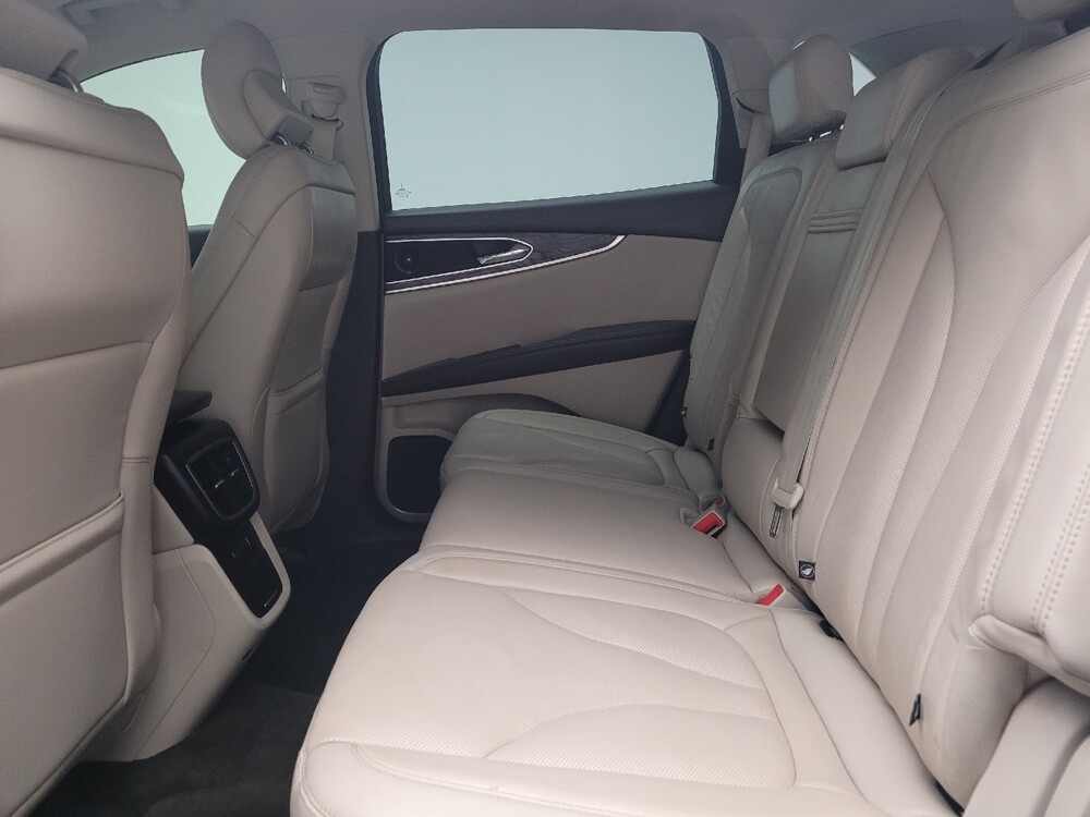 2018 Lincoln MKX in Grand Rapids, MI 49508 - 18093789 18