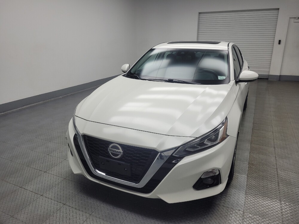 2019 Nissan Altima in Indianapolis, IN 46219 - 18093790 15