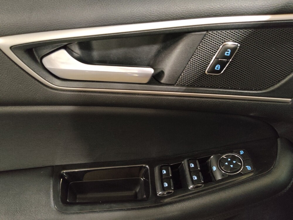 2019 Ford Edge in Fort Worth, TX 76116 - 18093797 27