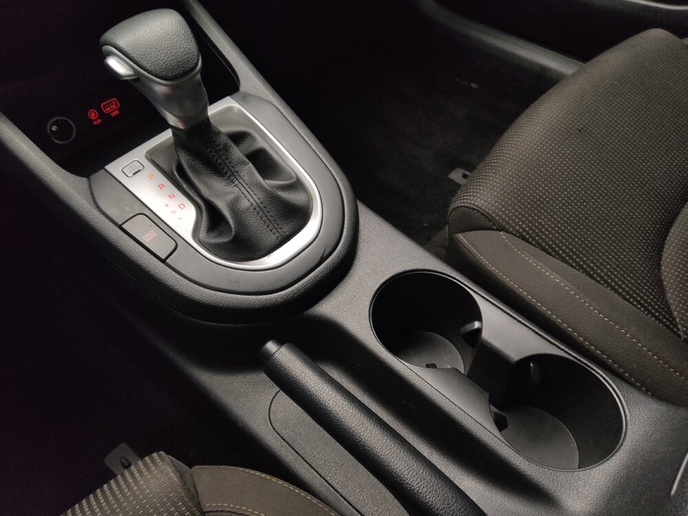 2020 Kia Forte in Gladstone, MO 64118 - 18093806 26