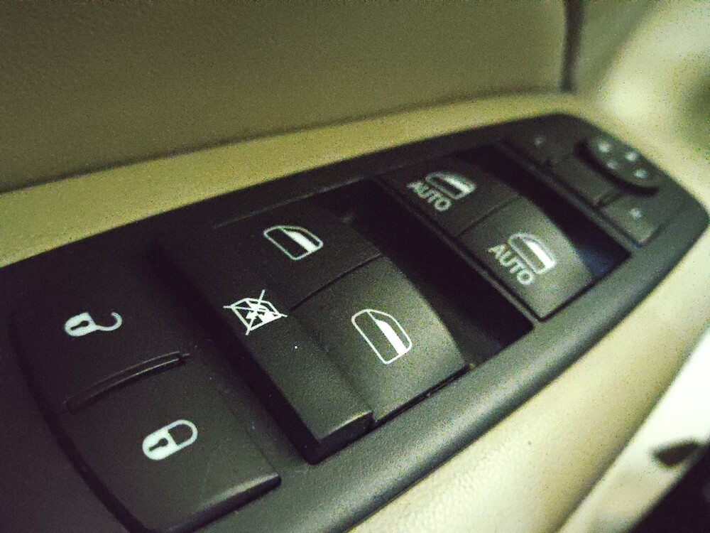 2016 Jeep Grand Cherokee in Charleston, SC 29414 - 18093815 27