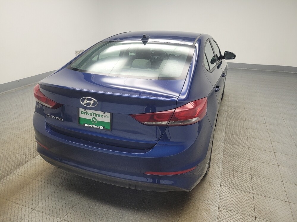 2017 Hyundai Elantra in Indianapolis, IN 46222 - 18093816 7