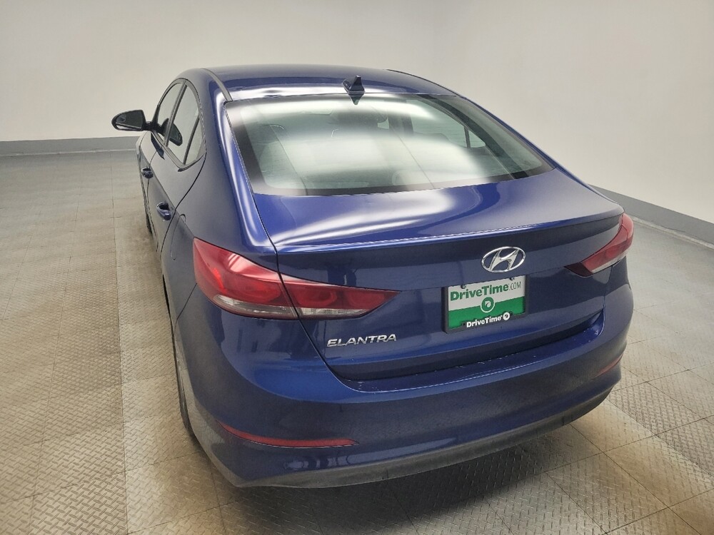 2017 Hyundai Elantra in Indianapolis, IN 46222 - 18093816 6