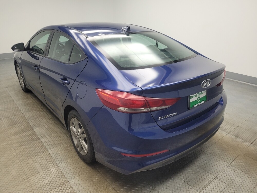 2017 Hyundai Elantra in Indianapolis, IN 46222 - 18093816 5