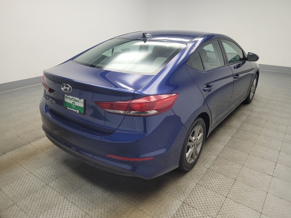 2017 Hyundai Elantra in Indianapolis, IN 46222 - 18093816 9