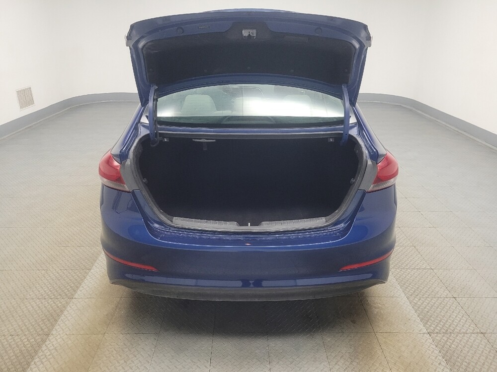 2017 Hyundai Elantra in Indianapolis, IN 46222 - 18093816 29