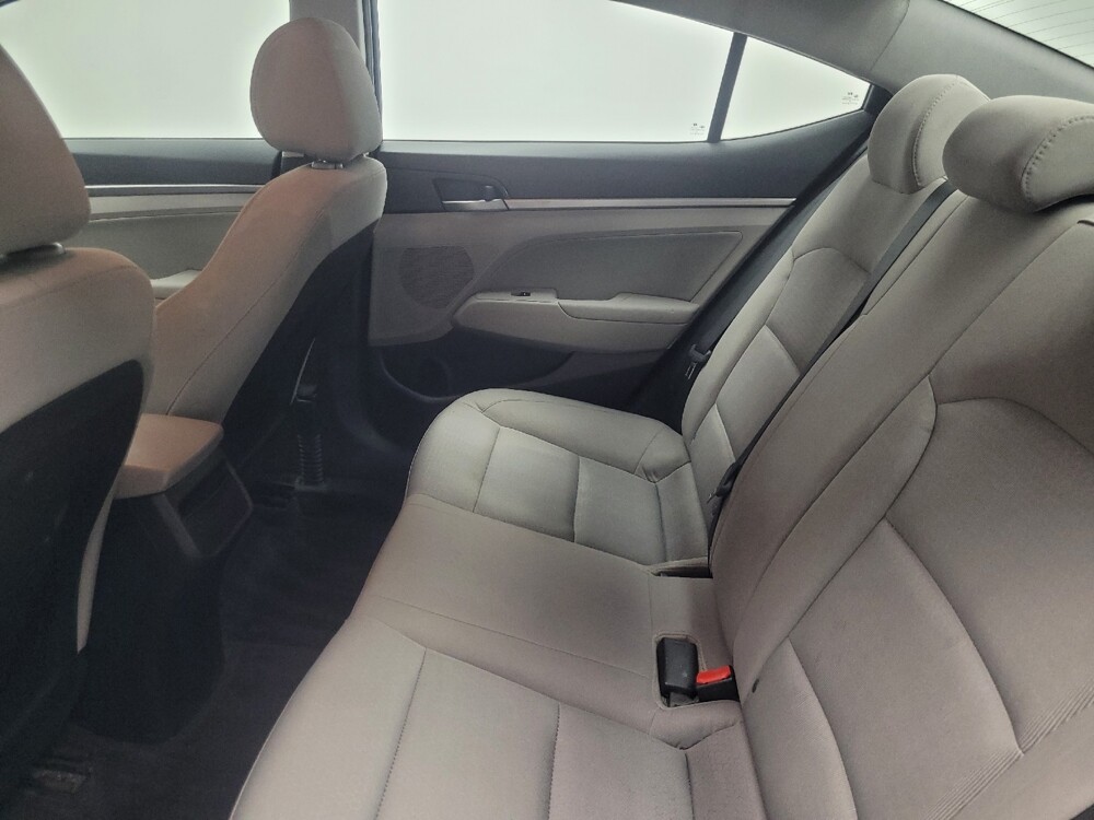 2017 Hyundai Elantra in Indianapolis, IN 46222 - 18093816 18