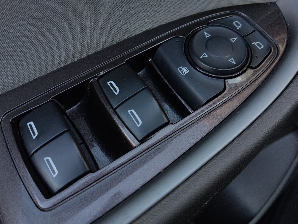 2019 Chevrolet Malibu in Houston, TX 77034 - 18093838 27