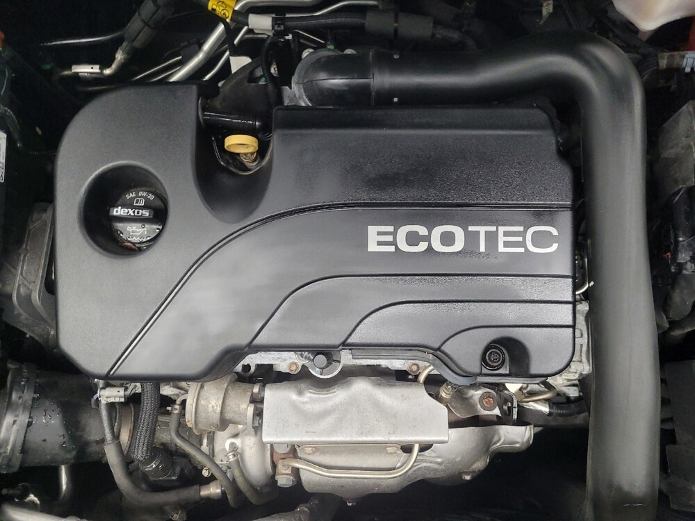 2020 Chevrolet Equinox in Highland, IN 46322 - 18093839 30