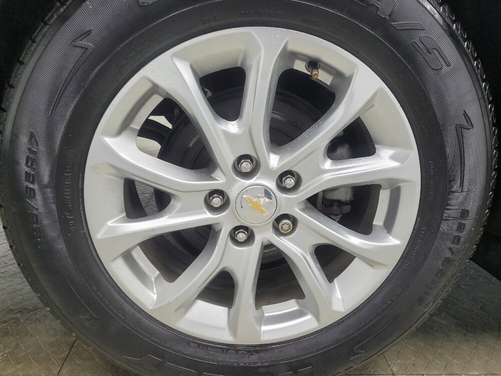 2020 Chevrolet Equinox in Highland, IN 46322 - 18093839 31