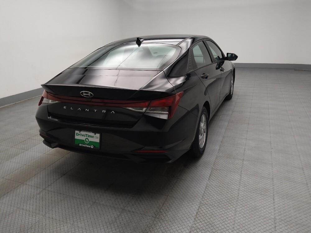 2021 Hyundai Elantra in Midlothian, IL 60445 - 18093843 9
