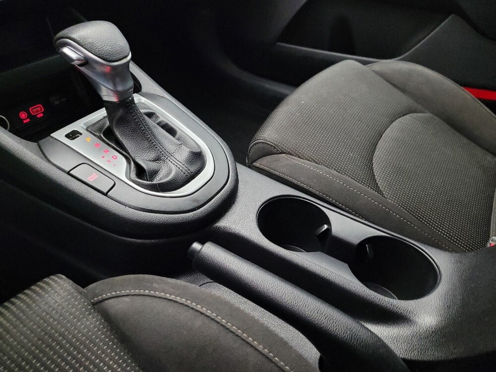 2019 Kia Forte in Mesa, AZ 85210 - 18093850 26