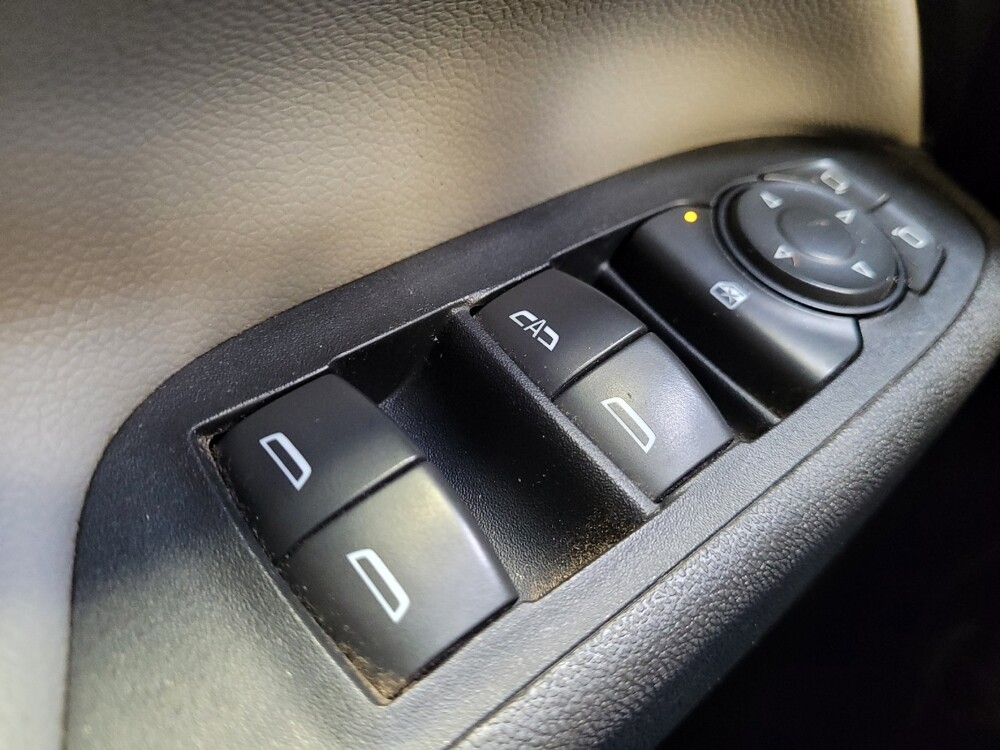 2019 Chevrolet Equinox in Montclair, CA 91763 - 18093864 27