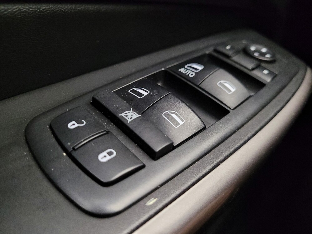 2019 Jeep Cherokee in Albuquerque, NM 87123 - 18093865 27