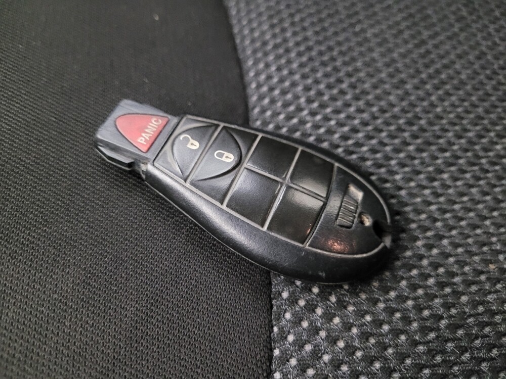 2019 Jeep Cherokee in Albuquerque, NM 87123 - 18093865 32